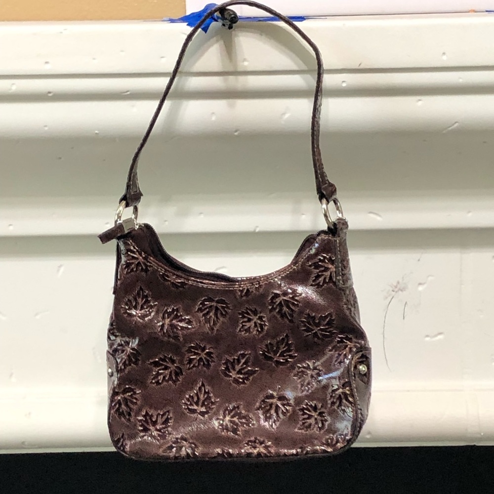 Dark brown maple leaf bag